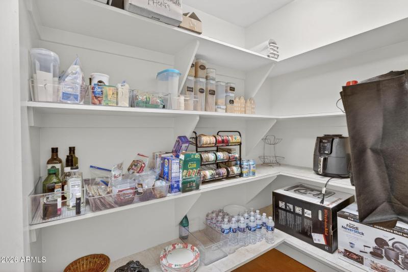 16-web-or-mls-28-Via De La Luna