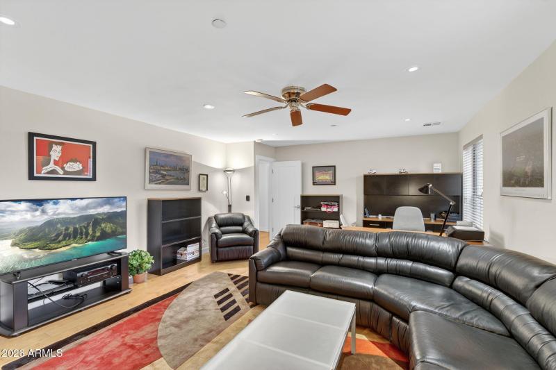 19-web-or-mls-03-Via De La Luna