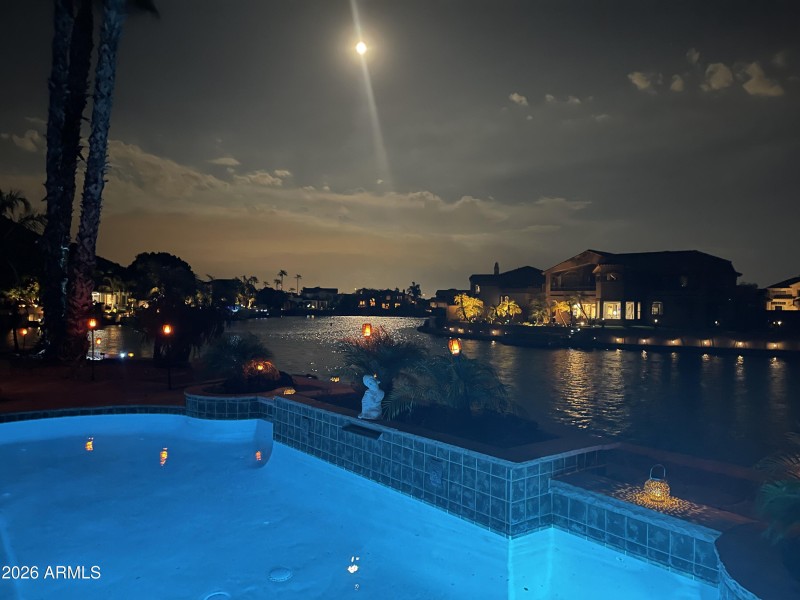 2023-07-31 21.59.02-1