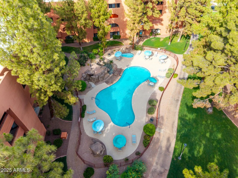 40 - Paradise Aerials