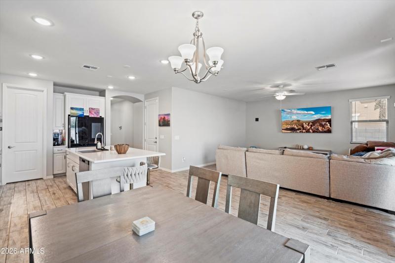 12-Dining to Kitchen