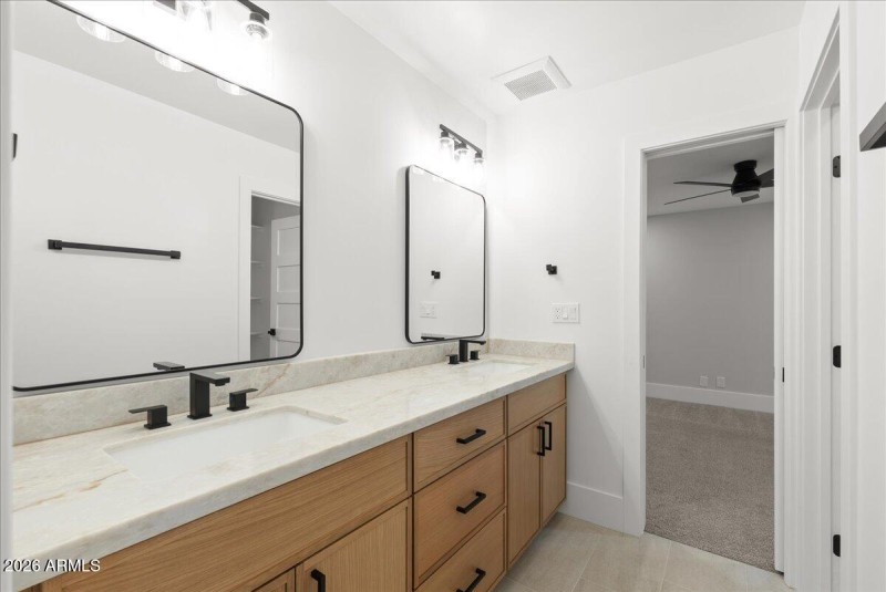 20-DesertSkyREM - 1106 N