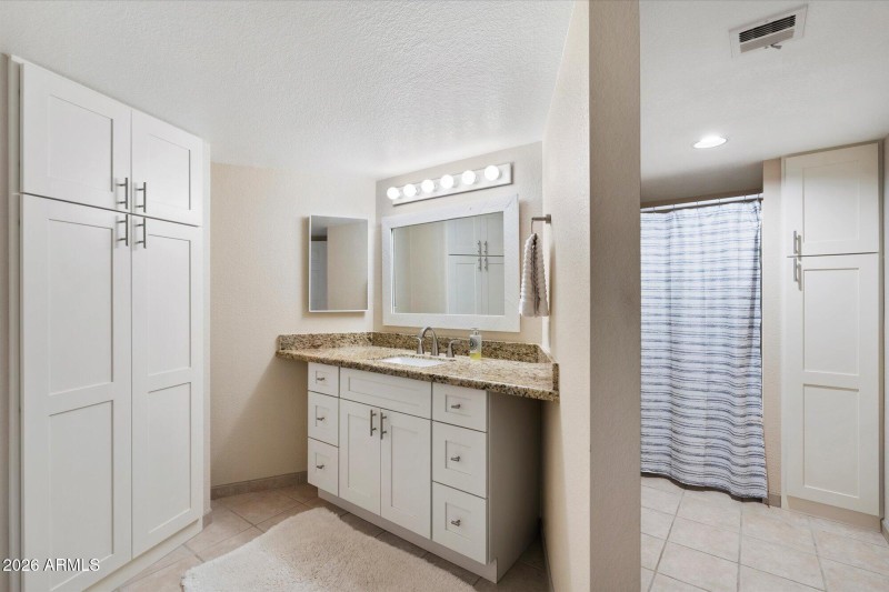 Updated Master Bathroom