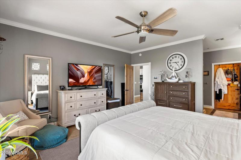 Primary Bedroom Layout