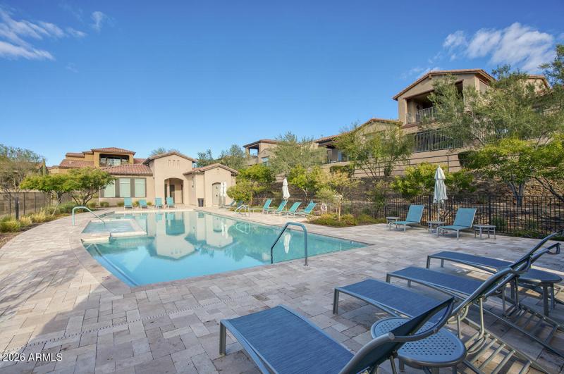 Community Pool & Spa