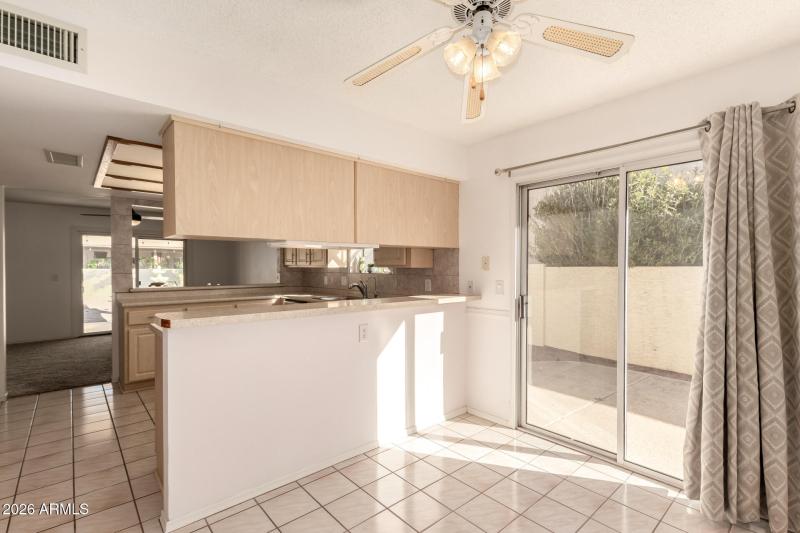 19 - Bellflower 10906