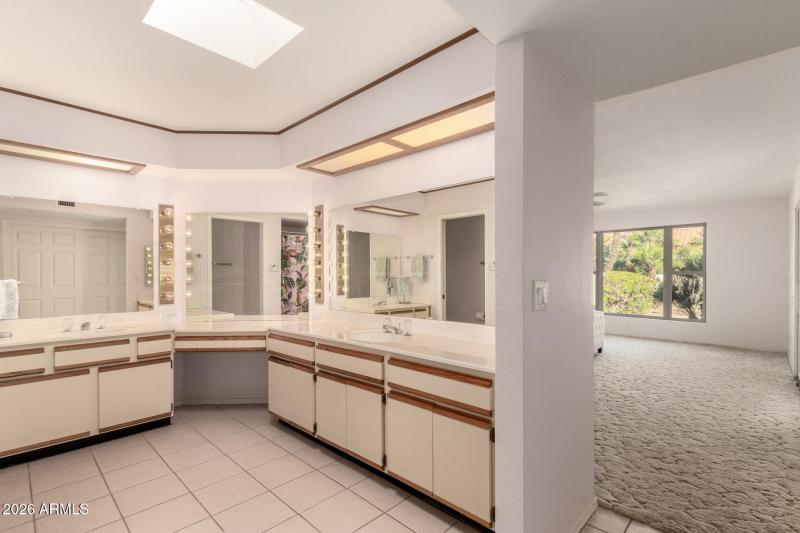 25 - Bellflower 10906