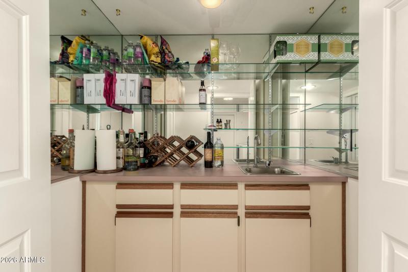 29 - Bellflower 10906