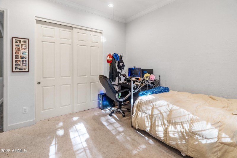 20894 W Lost Creek Dr-12