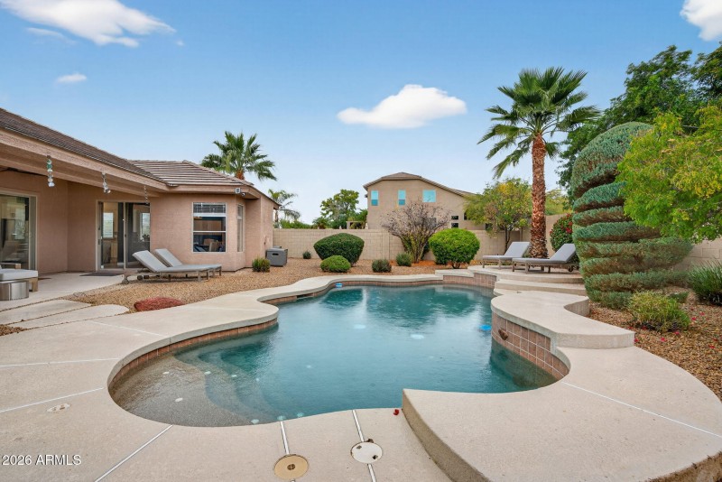 52-web-or-mls-52-E Smokehouse Trail