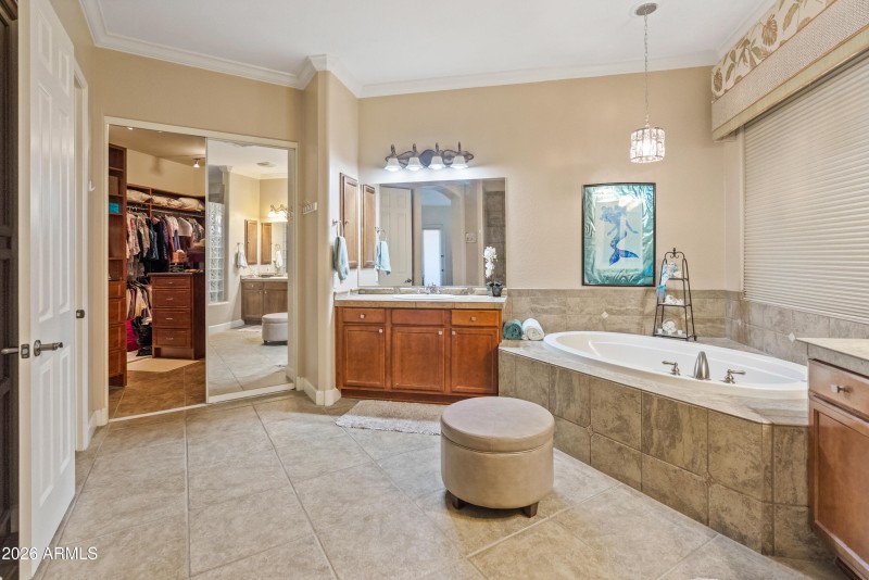 20894 W Lost Creek Dr-34