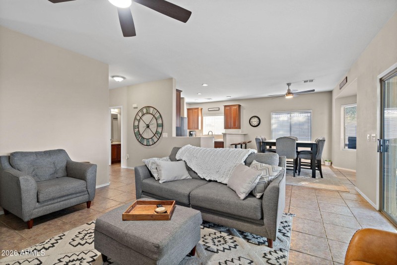 10-web-or-mls-1811 N Mandeville Ln-6