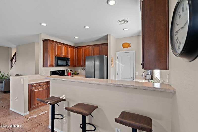 14-web-or-mls-1811 N Mandeville Ln-10