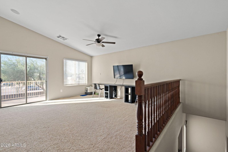 18-web-or-mls-1811 N Mandeville Ln-15