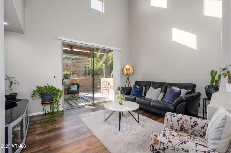 3-web-or-mls-FountainHillsBlvd705-11