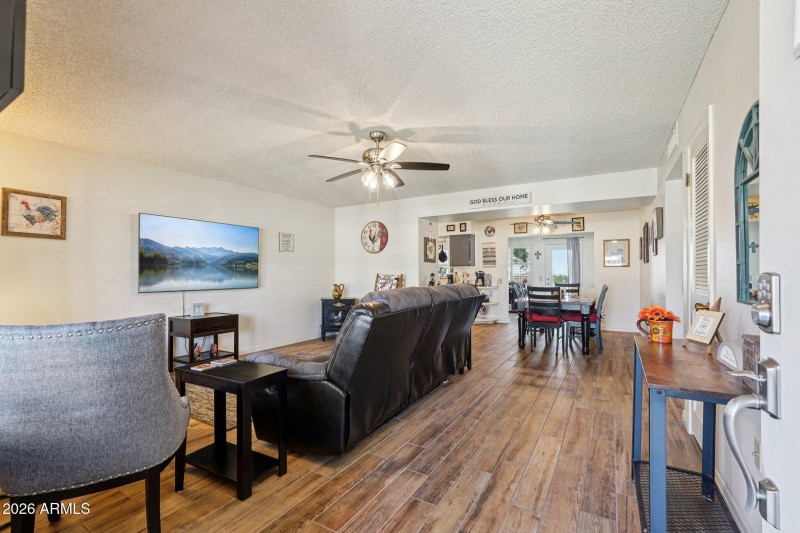 8-web-or-mls-W Tonada Dr-S1001-008