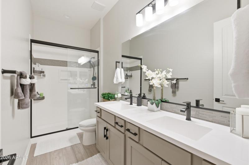 4c guest bathroom 1