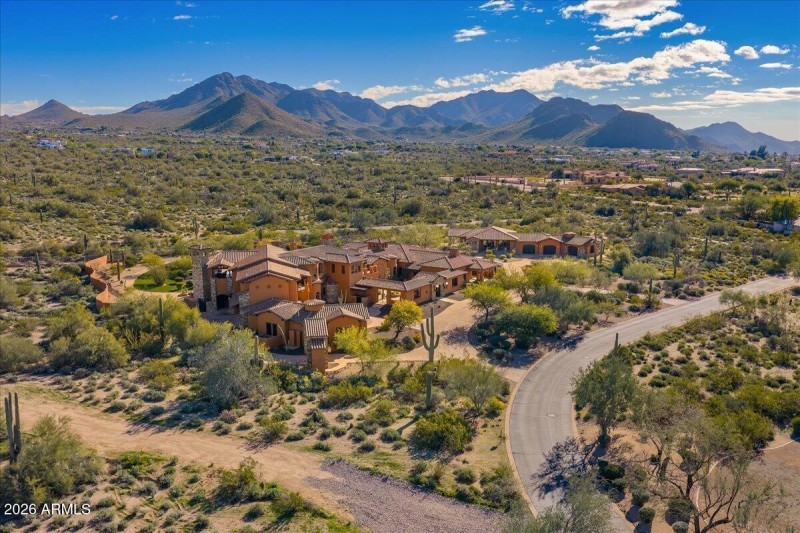 E1BF3541-A2C1-4FD9-B95C-3A943519D6EE