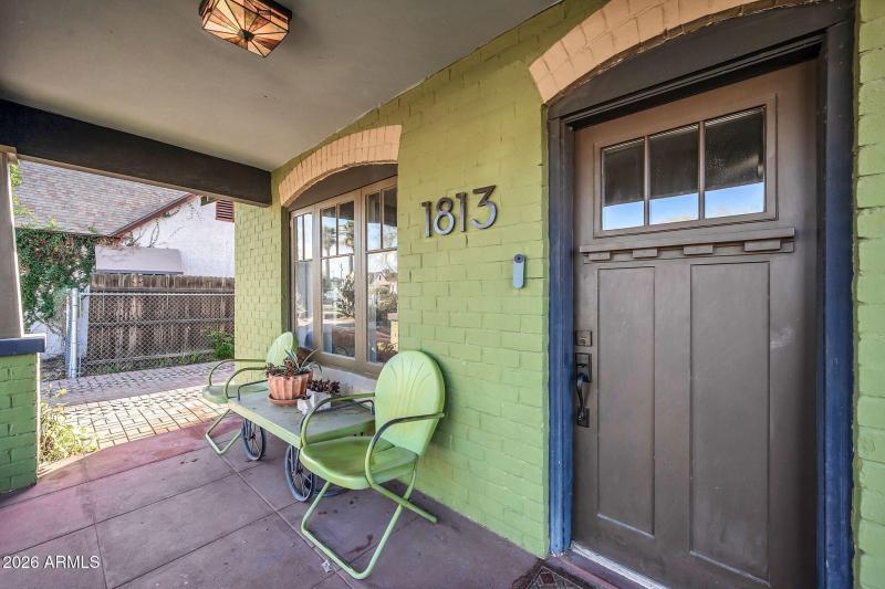 mls_1813 E Willetta St-6