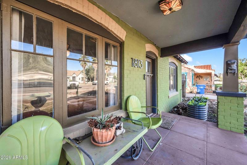 mls_1813 E Willetta St-7