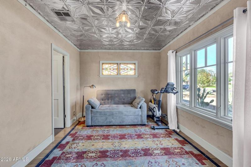 mls_1813 E Willetta St-32