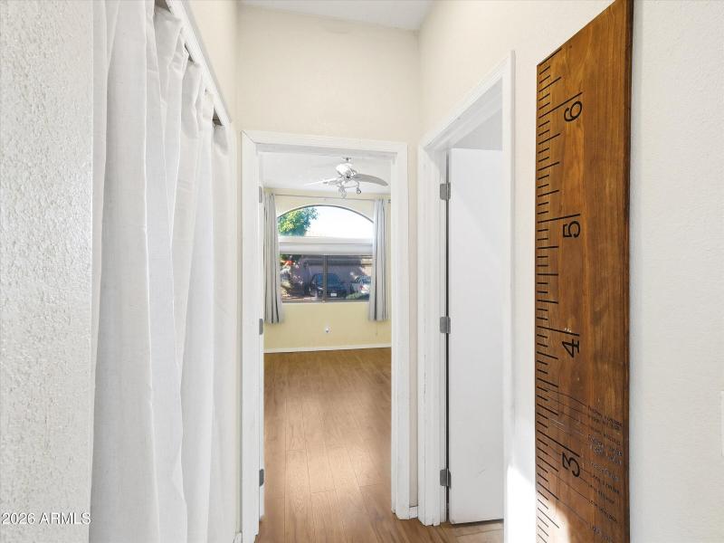 21-5833 E Norland Street-21