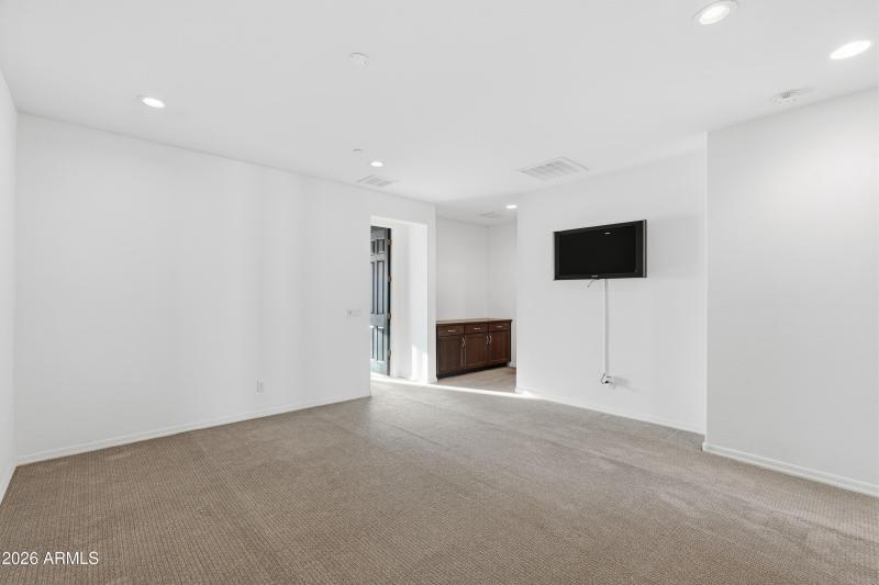 Spacious upstairs loft