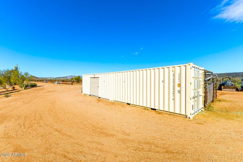 2 new 10'x20' containers