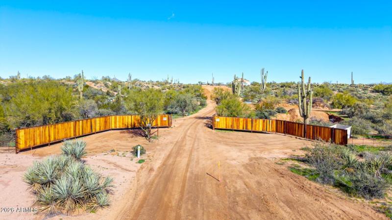 Crested Saguaro Ranch