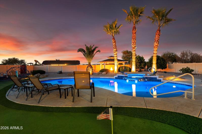 Heated Pool With Spa and Lighting