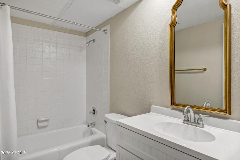 4200 N Miller Rd #321-13