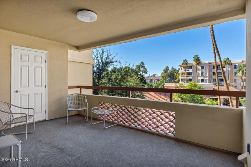 4200 N Miller Rd #321-19