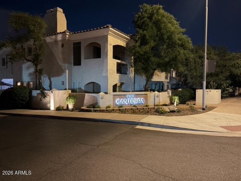 CANTERRA EVENING ENTRY