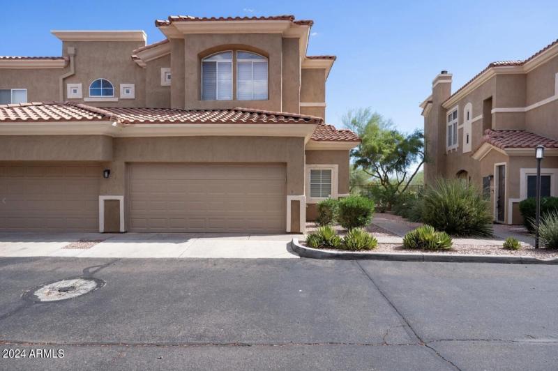 Townhome with 2 Car Garage