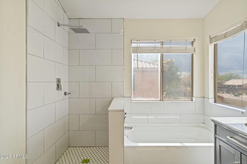 32-web-or-mls-DSC_8032