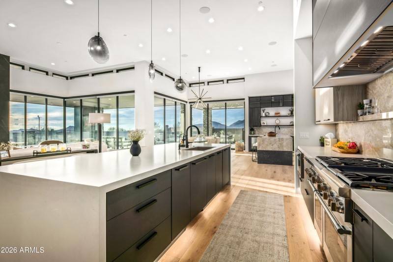 015_Magnificent Views