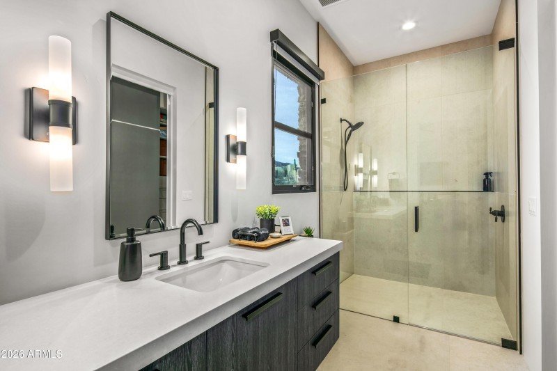 035_OfficeGuest Ensuite #3 Bath