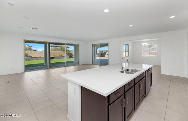 11208 S 52nd Ln-large-008-006-11208 S 52