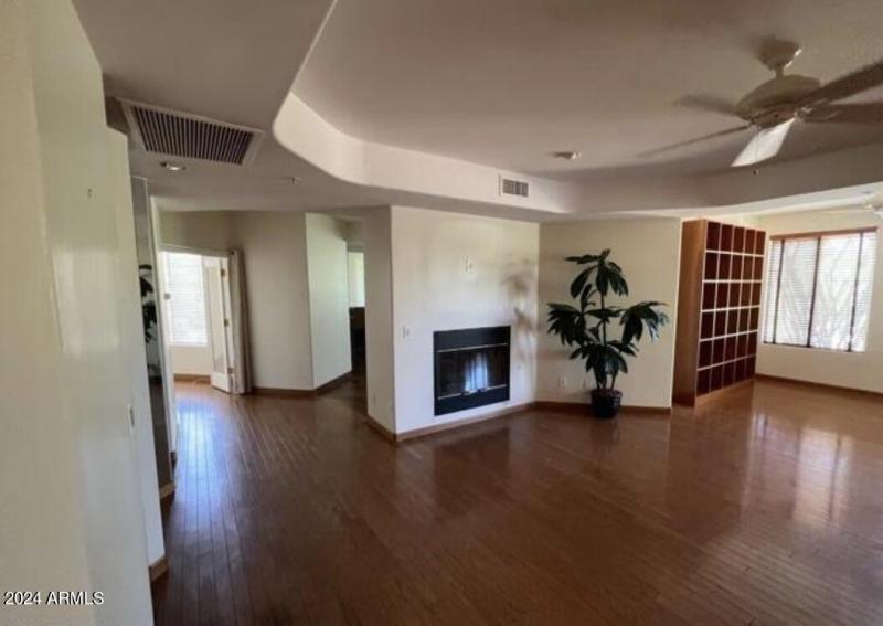 0AE46162-AD0F-45A2-B8DA-ED5FCF169122_1_1