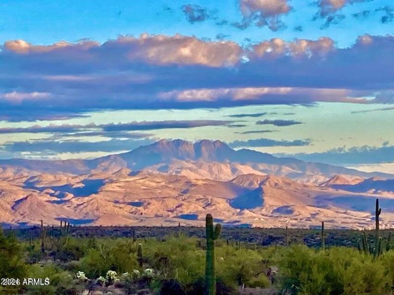 Magnificent views of 4 Peaks