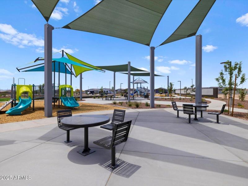 Allure Vista Community 8