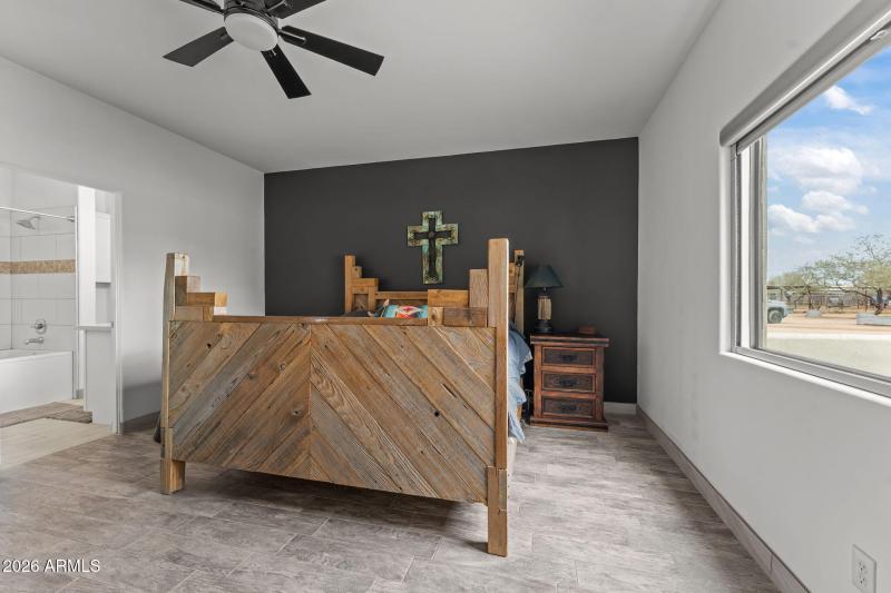 18-web-or-mls-DSC09571