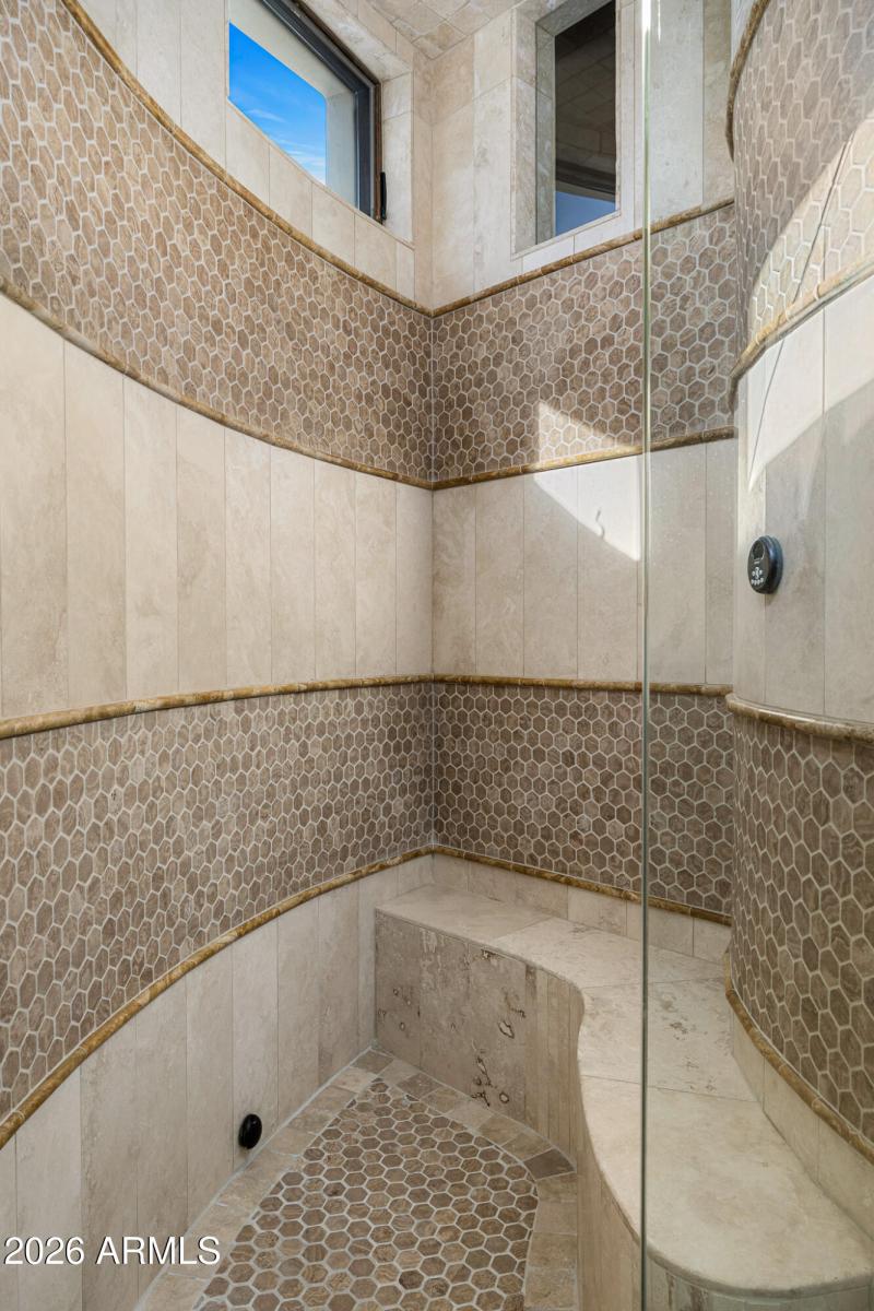 32primary bath private sauna