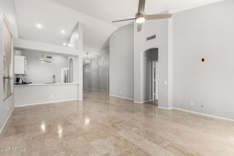 Spacious living Room