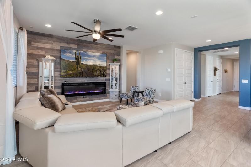 24786 N 172nd Ave-38