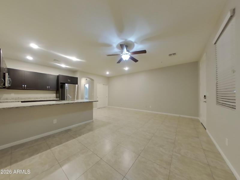 1_pc_aCAl6Ma28i_OXAv4cL2FK_layout_1