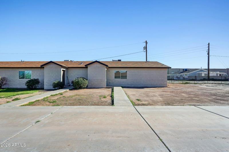 1-web-or-mls-E Pueblo Ave-S1201-001