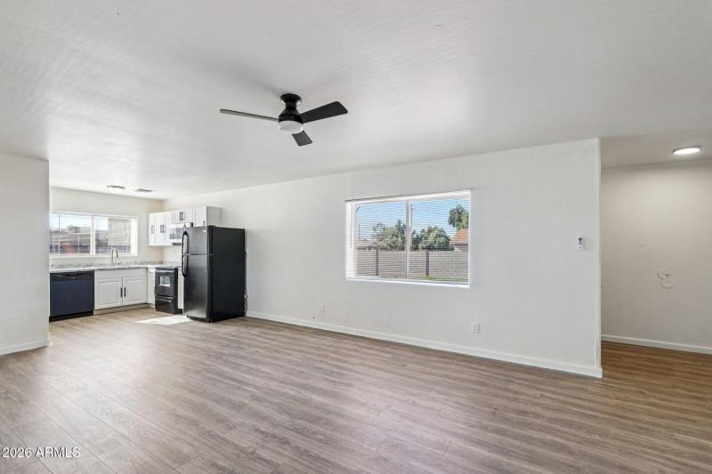 13-web-or-mls-E Pueblo Ave-S1201-013