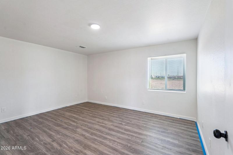 22-web-or-mls-E Pueblo Ave-S1201-022