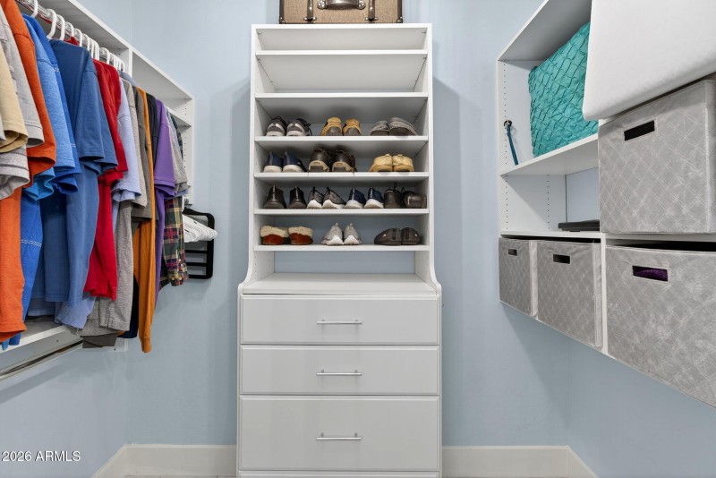 28-web-or-mls-36-E Keats Ave